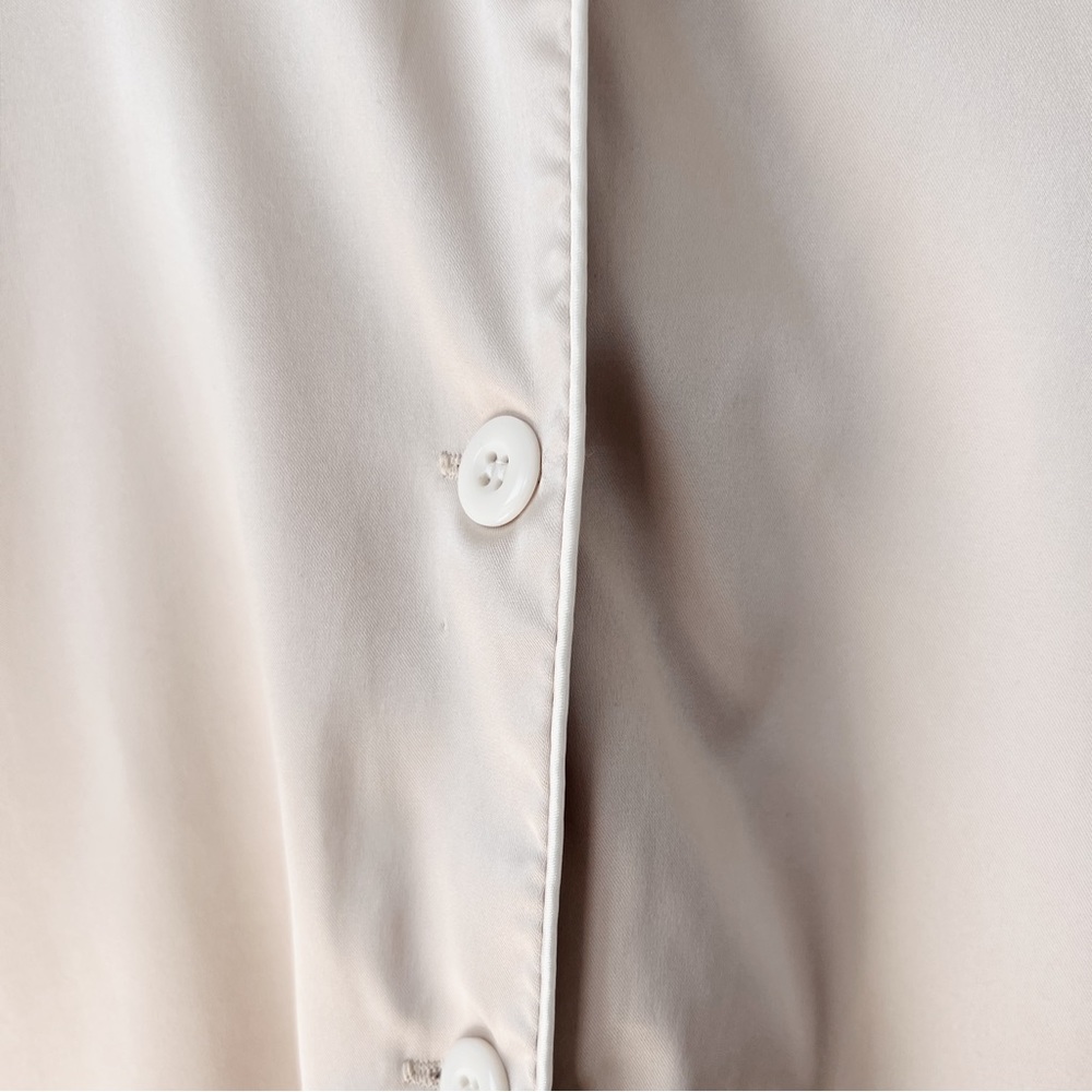 SOLD ❌ CREAM FEATHER DETAILED SILKY BLOUSE - Picture 13 of 13